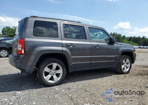 2015 Jeep Patriot Latitude из США, поврежденный, VIN 1C4NJRFB8FD248613